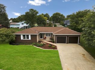 119 Cheltenham Dr, Normal, IL 61761