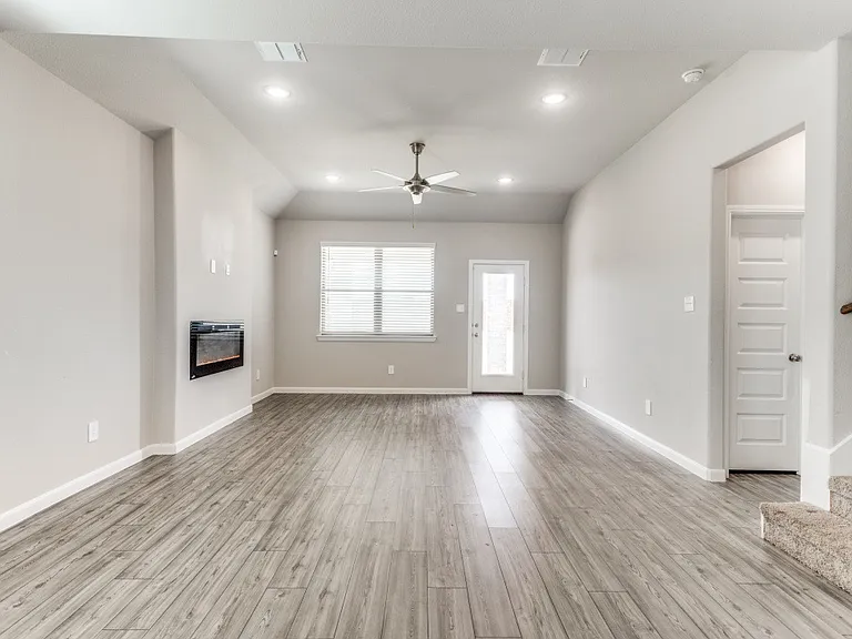 5427 Big Thicket Ln — Photo 11