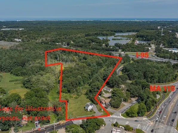 291-293 Elm St, Amesbury, MA 01913