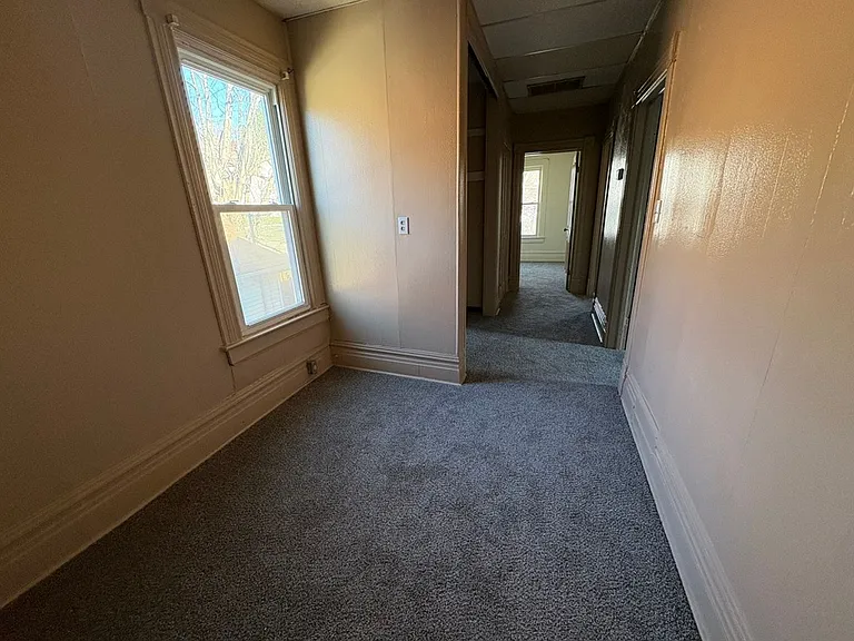 2517 Grand Ave — Photo 5