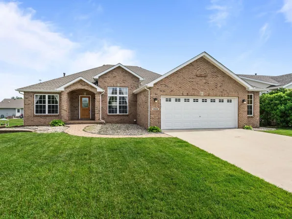 2939 Vaughndale Dr, Machesney Park, IL 61115