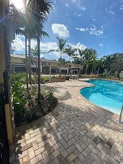12921 Trevi Isle Dr — Photo 45