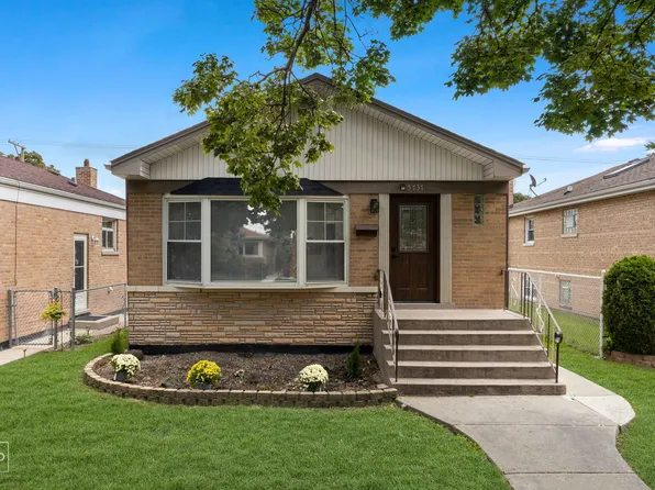 5737 S Oak Park Ave, Chicago, IL 60638