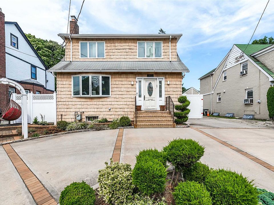 1st image of 426 Cedarhurst Ave