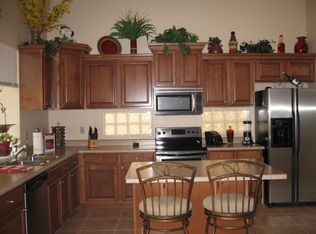 2315 E Silverwood Dr, Phoenix, AZ 85048