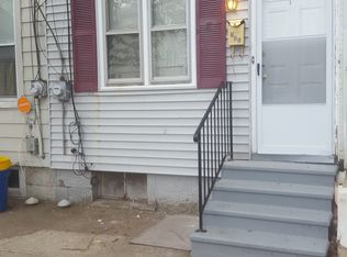 385 Hewitt St, Trenton, NJ 08611