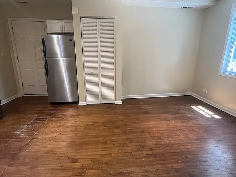 3240 N Clark St #2M — Photo 7