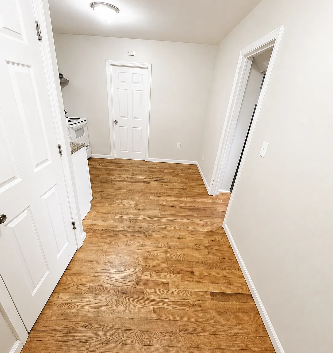 2 bed, 675 sqft, $1,775 — Photo 3