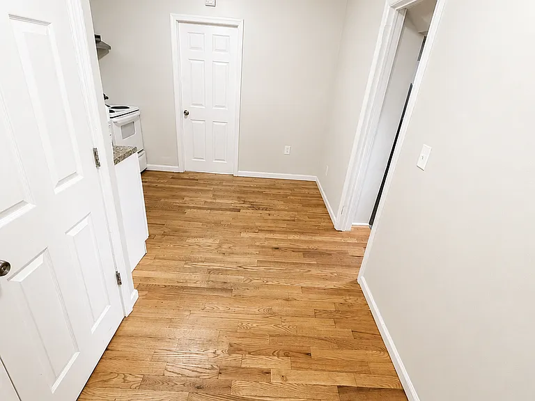86 Stuyvesant Ave #3 — Photo 3