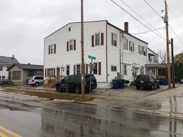 102 Saint Franciscus St #108, Mount Calvary, WI 53057