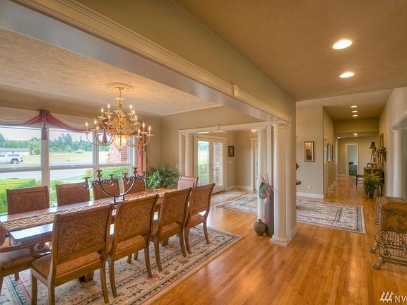 3rd image of 6411 75th Ave SE