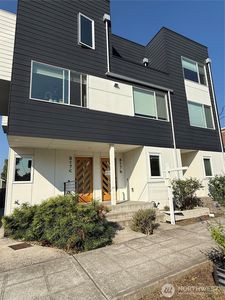 817 24th Avenue S #B, Seattle, WA, 98144