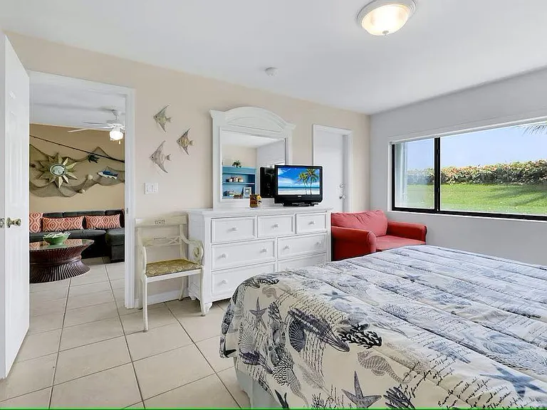 10102 S Ocean Dr #107 — Photo 41