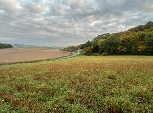 W26987 Whistlers Pass Rd, Trempealeau, WI 54661