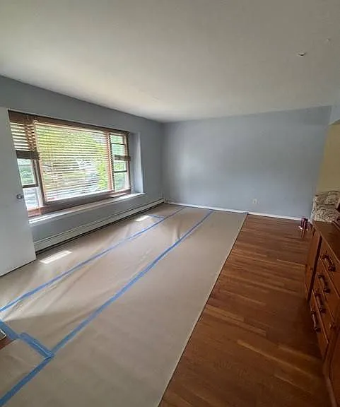 289 Thornycroft Ave — Photo 1