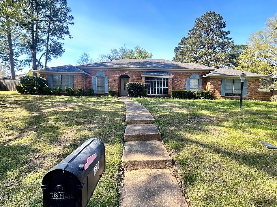 1st image of 1628 Fairwood Dr