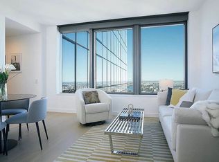 Skyline Tower, Long Island City, NY 11101