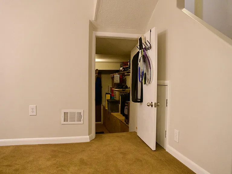 493 E Haven Ave — Photo 24
