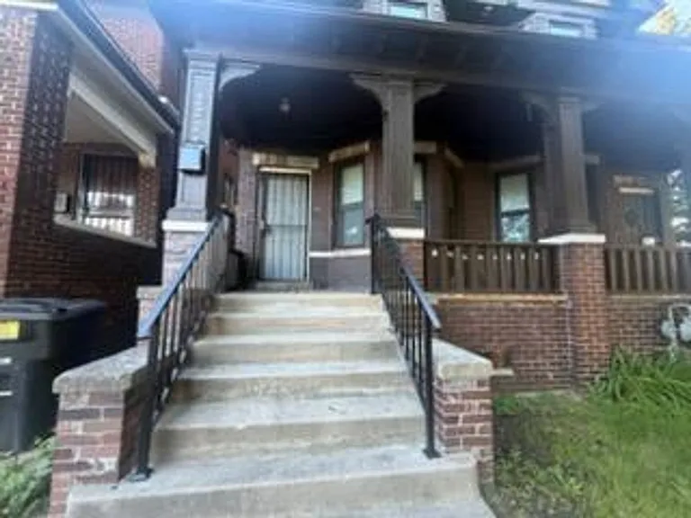 2224 Helen St — Photo 14
