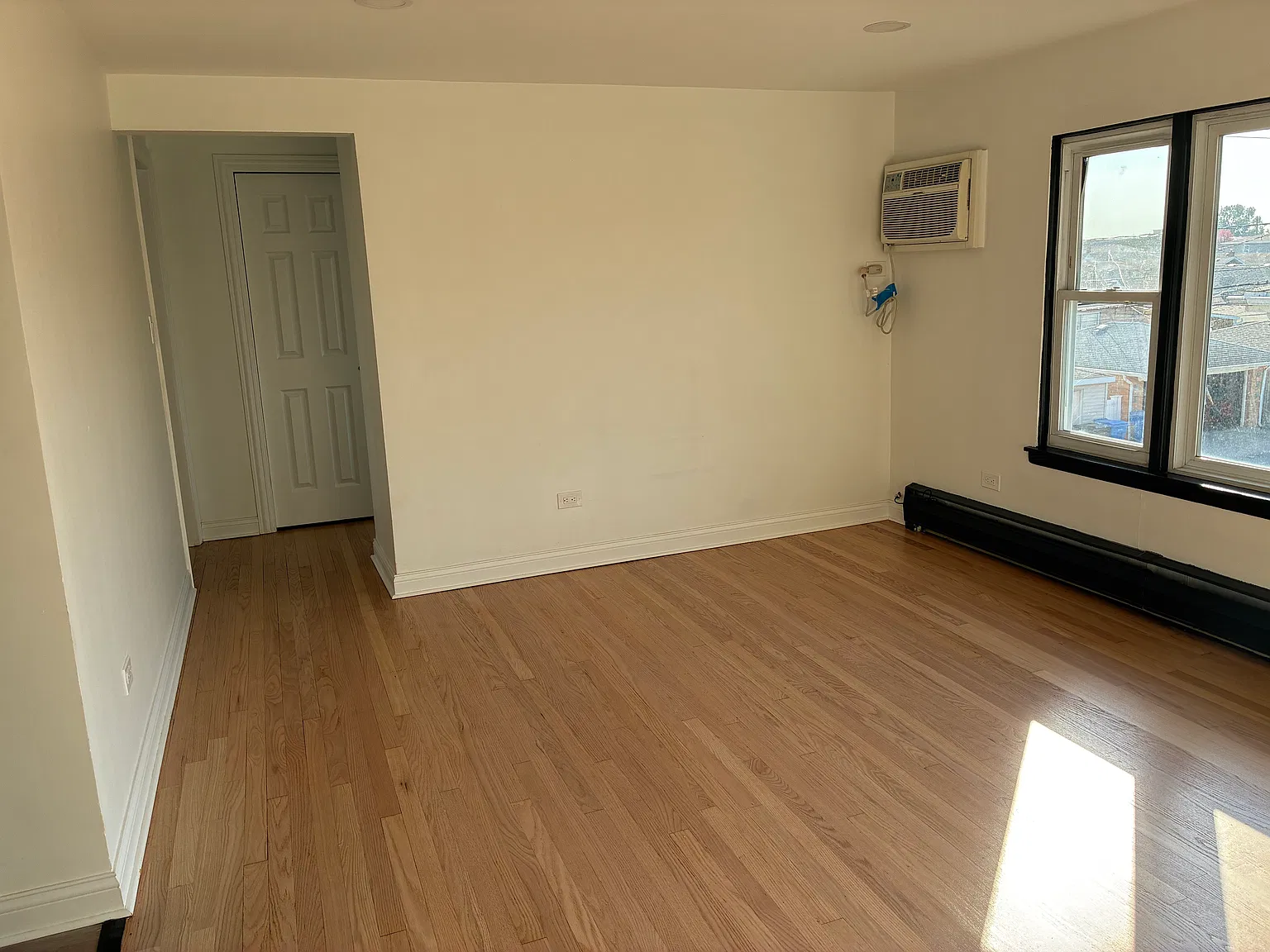 1 bed, $1,400 — Photo 4