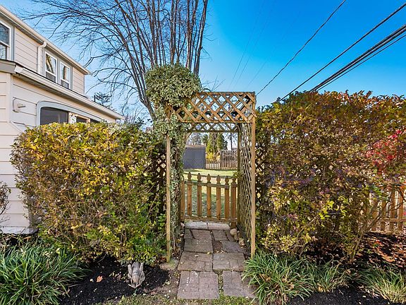 5th image of 941 Westphal Ave