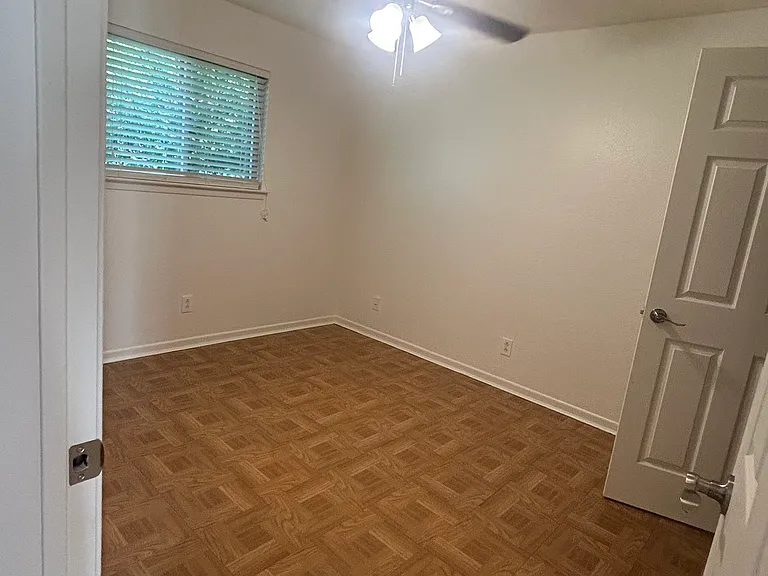 302 Bonnie Dr #B — Photo 7