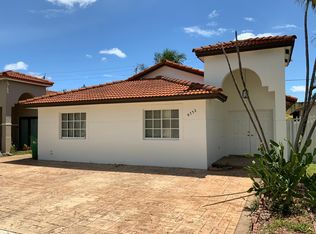 9752 NW 122nd Ter, Hialeah Gardens, FL 33018