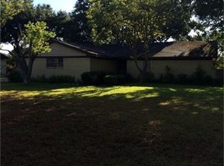 103 Krupka St, Columbus, TX 78934