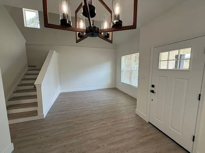 1811 Baxter Ave — Photo 3