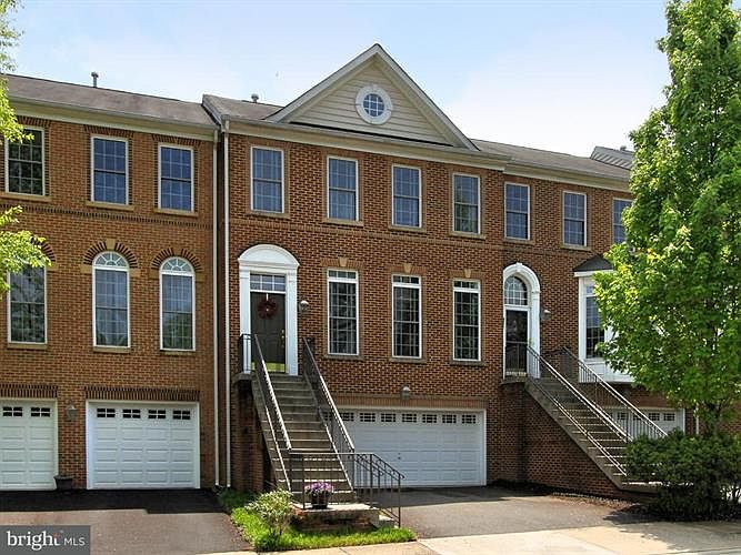 1st image of 9957 Cyrandall Dr