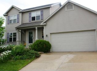1425 Dayflower Dr, Madison, WI 53719
