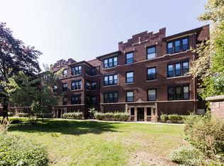 1437 W Greenleaf Ave APT 2S, Chicago, IL 60626