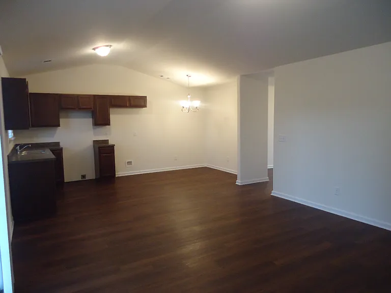 42 Amber Dr — Photo 3