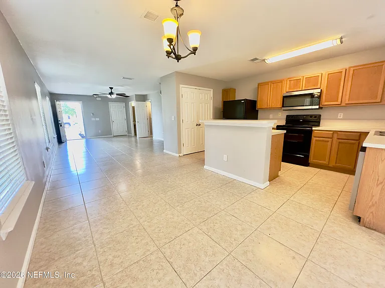 137 Monte Carlo Ct — Photo 5
