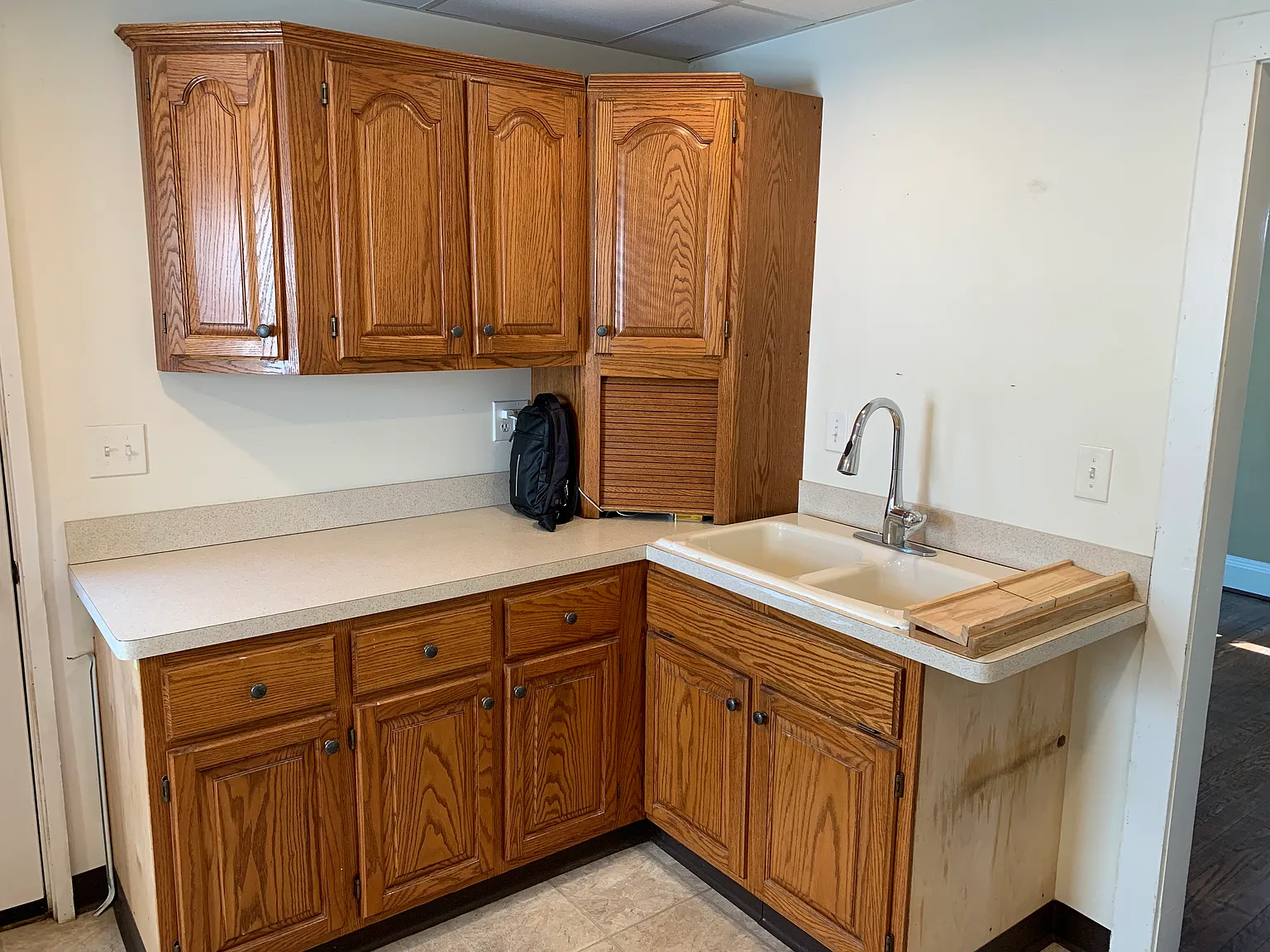 3 bed, 1170 sqft, $1,500 — Photo 3