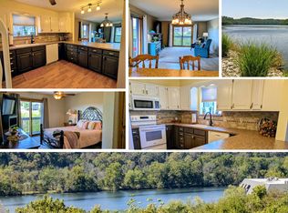 150 Sunken Forest Dr.  8-212, Forsyth, MO 65653