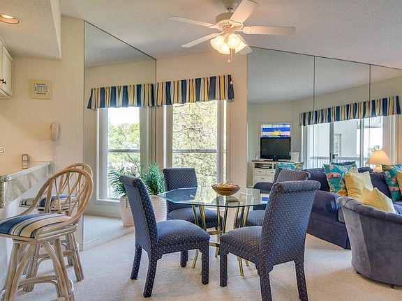 4th image of 77 Ocean Ln APT 309