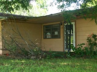 715 S 8th St, Noble, OK 73068