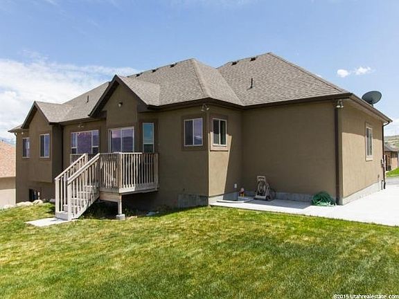 3rd image of 438 W Stillwater Dr