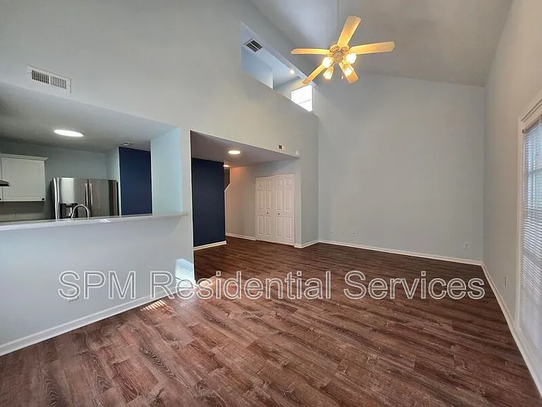 5061 Peachtree Ave — Photo 6