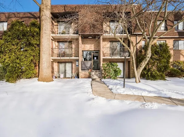 1011 Valley Dr #10-11, West Chester, PA 19382