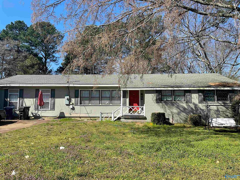 1st image of 709 Marion Dr