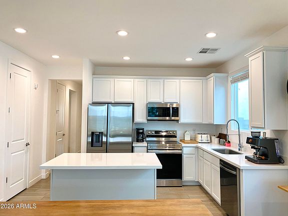 3rd image of 251 E MINT Lane