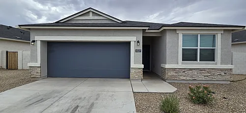 1527 E Lardner Dr Photo 1