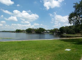 13749 Juniper Blossom Dr, Tampa, FL 33618