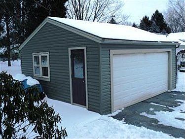 4th image of 33 Ohlin Dr