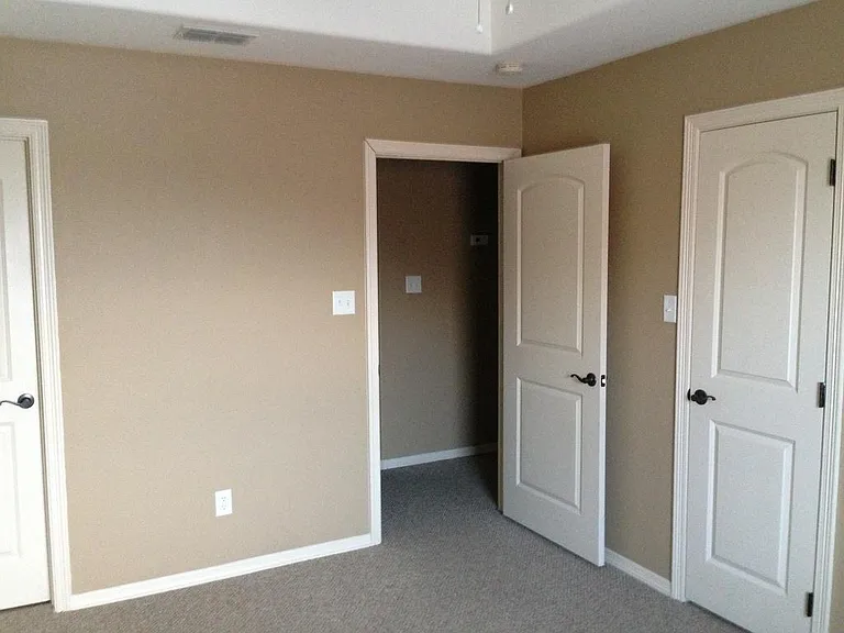 418 Rock Cir — Photo 9