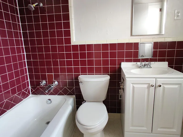 5725 Martel Ave #A — Photo 9
