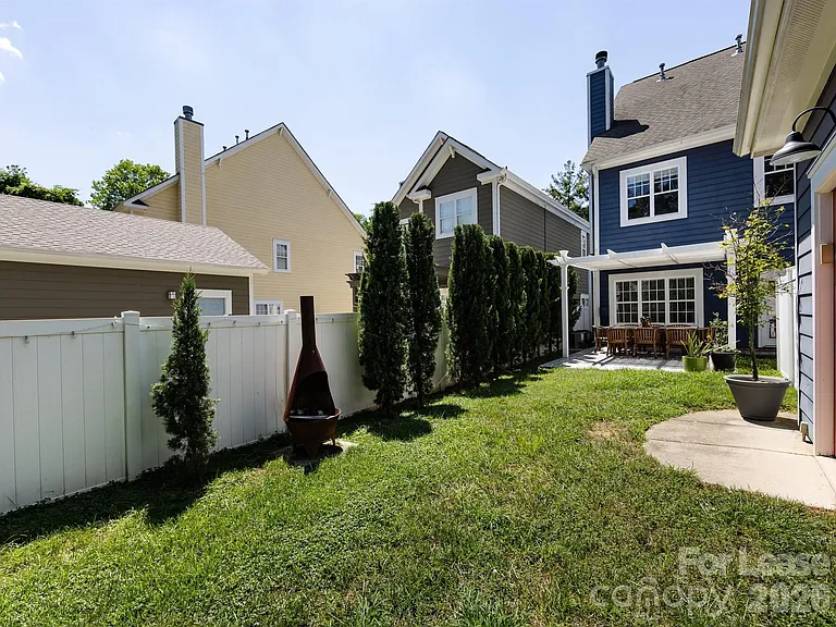1937 Lela Ave — Photo 43