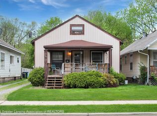 1610 Herbert St, Lansing, MI 48910
